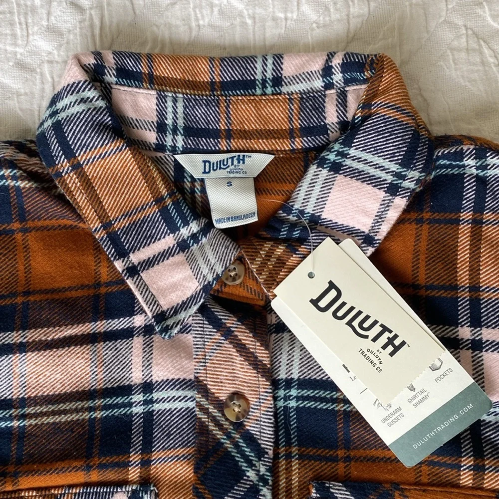 Duluth Trading Flannel, SM, NWT - Picture 5 of 7